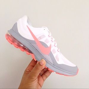 nike max dynasty 2 women's